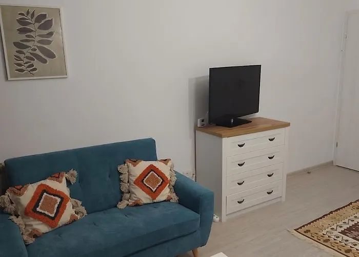 Апартаменти Cozy With Balcony *